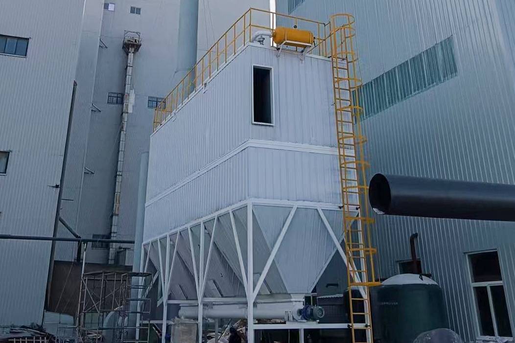 脈沖布袋除塵器設(shè)備安裝現(xiàn)場紀(jì)實(shí)